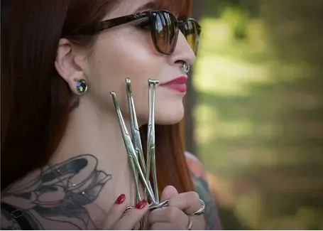 body-piercing-tools-227511-1781595354